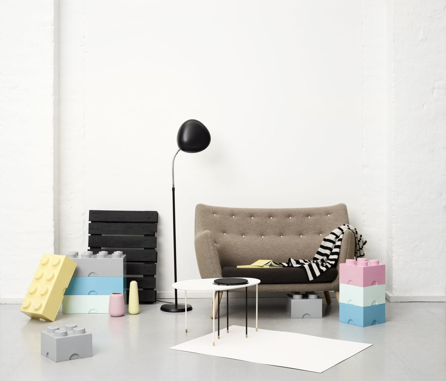 LEGO Storage Brick 8 Medium Stone Grey