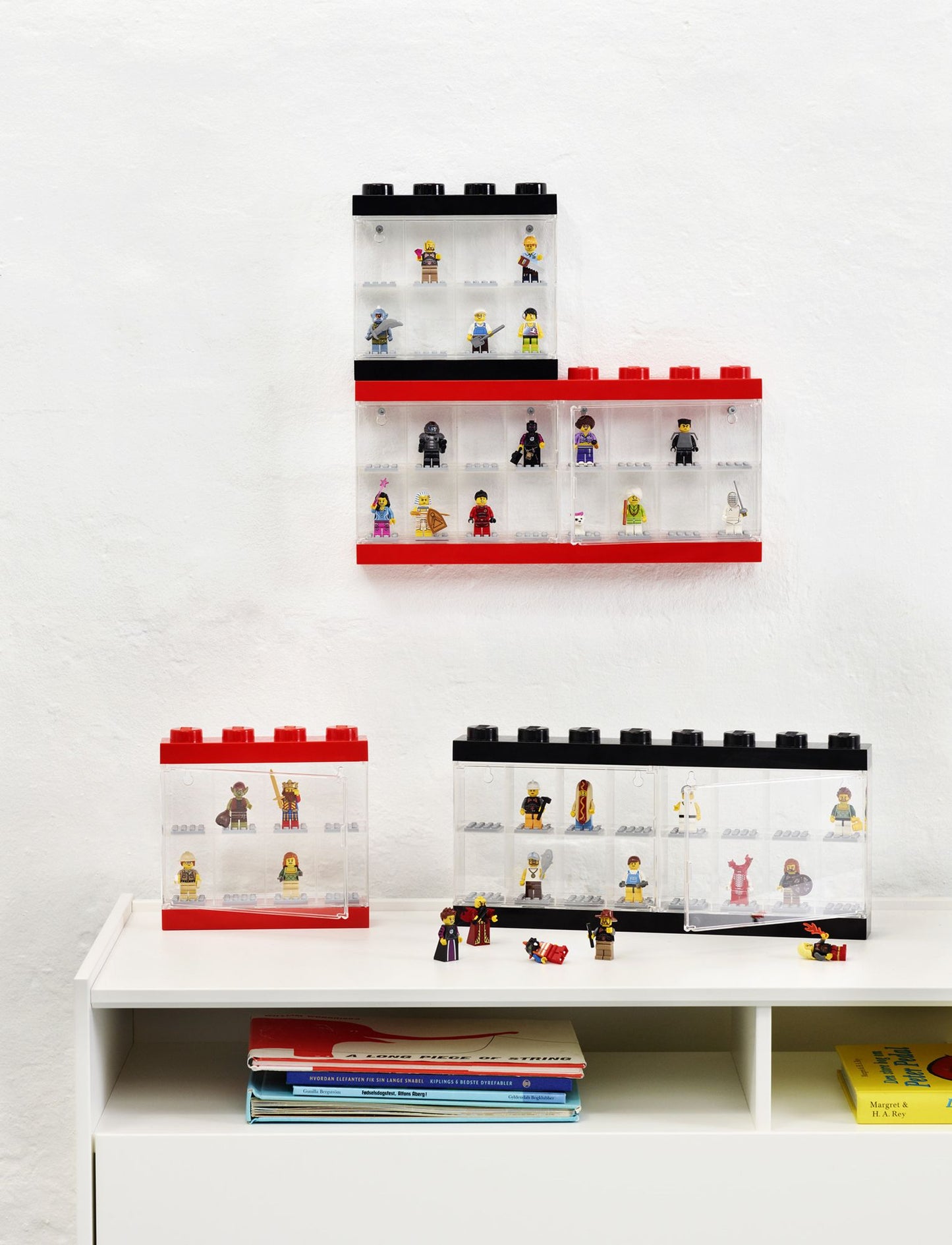 LEGO Minifigure Display Case 8, Bright Red