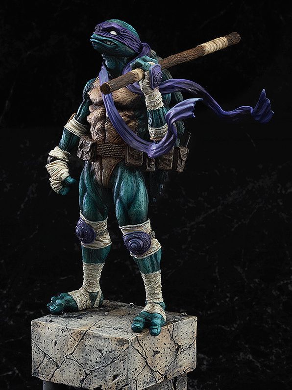 Donatello - TMNT Collector Statue