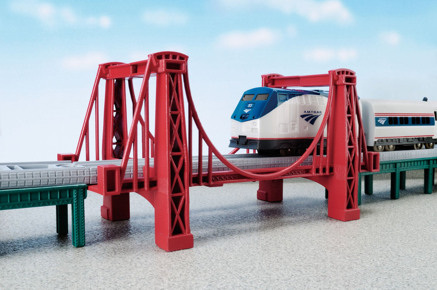 LEC 2001 Amtrak National Railroad Passenger Corporation Battery Operated Train Set