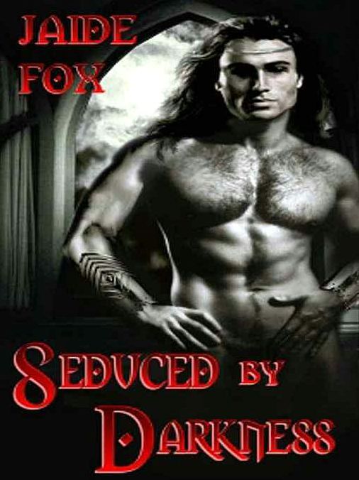 Seduced by Darkness [Shadowmere Series Book 2]