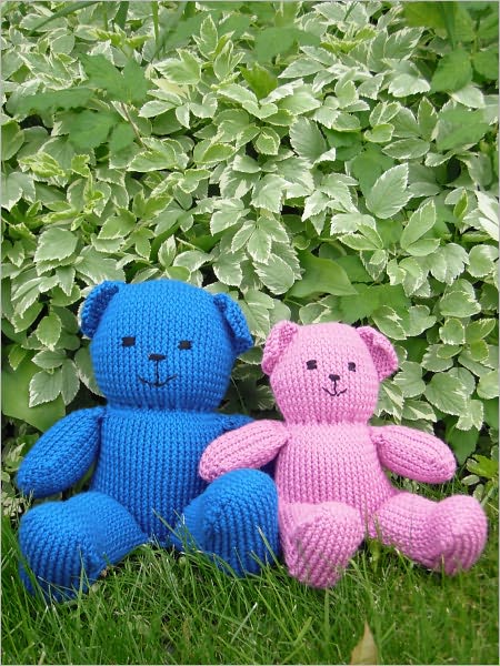 A Pair of Bears (and other knitted toys)
