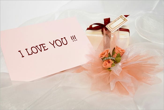Make Your Own Wedding Favors And Wedding Gifts and Save $$$