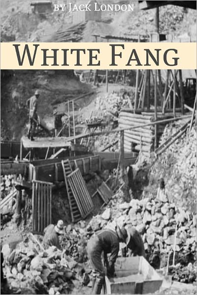 White Fang (Annotated - Includes Essay and Biography)