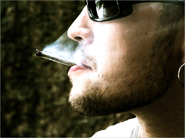 SEEING YOUR BAD HABITS AND CHANGING THEM: A guide to self improvement
