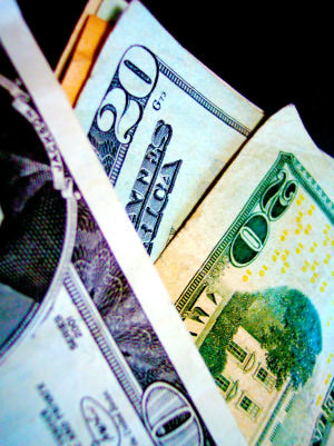 Pocket Book Lifesaver: Tips for Saving Money on Everyday Things!