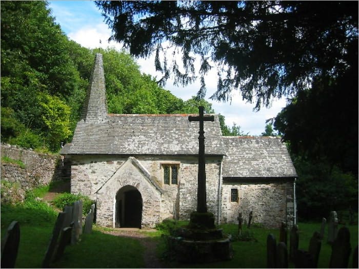 The English Church in the Eighteenth Century (Illustrated)
