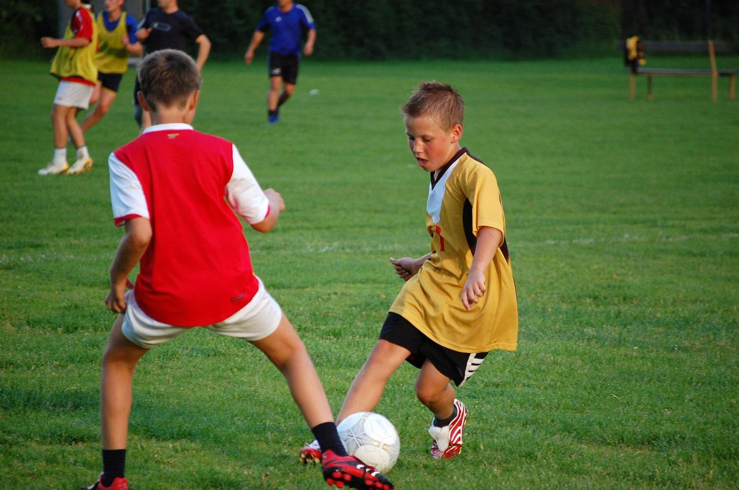 SPECIAL SOCCER TRAINING TECHNIQUES FOR KIDS