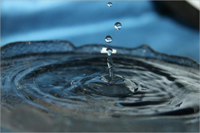 The Romance of Science the Splash of a Drop