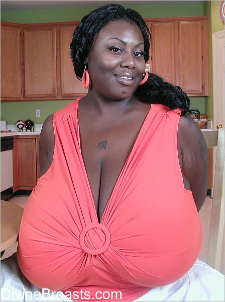 Ms Diva Ebony Big Tits BBW of DivineBreasts.com