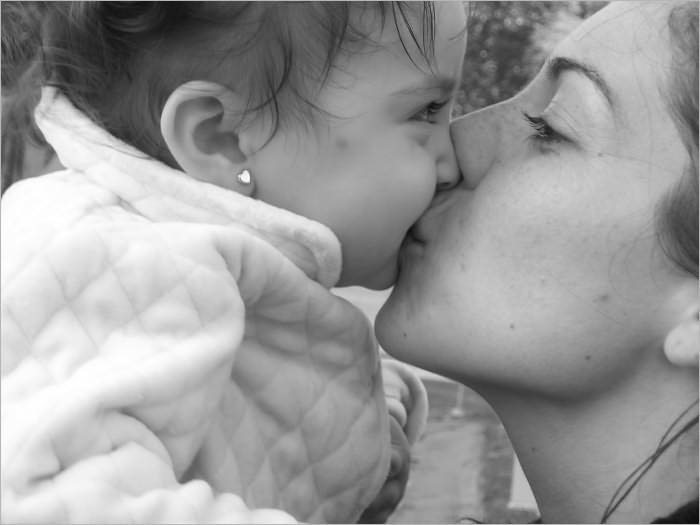Parenting Guide for The Young and Inexperienced Mother