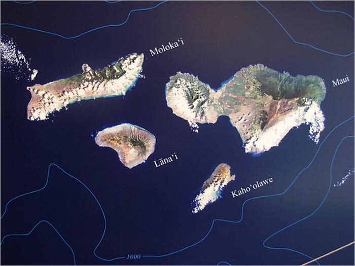 The Hawaiian Archipelago (Illustrated)
