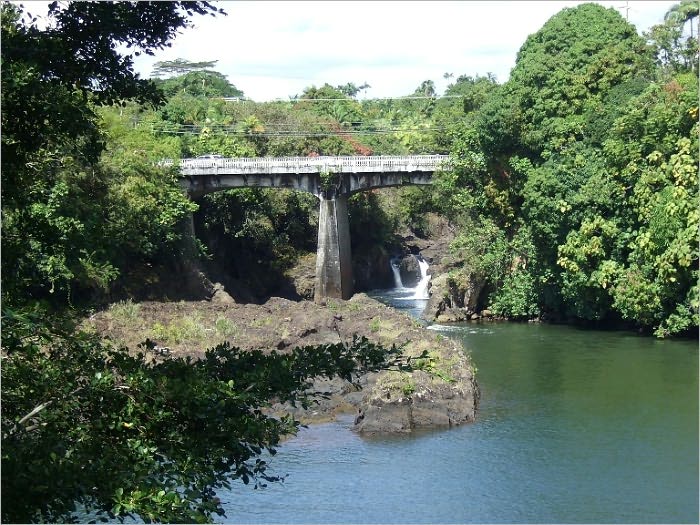 Legends of Wailuku (Illustrated)