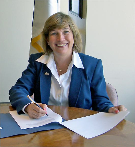 Great Women in Aviation #2 - Dr. Peggy Chabrian