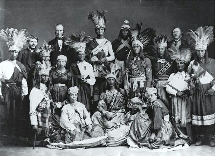 Narrative of a captivity among the Mohawk Indians, and a description of New Netherland in 1642-3 (1856)
