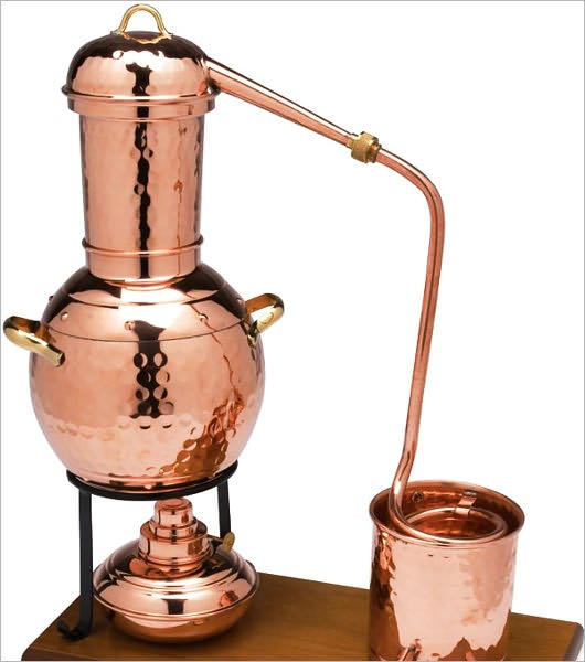 The Complete Practical Distiller:: comprising the most perfect and exact theoretical and practical description of the art of distillation and rectification : including all of the most recent improvements in distilling apparatus....
