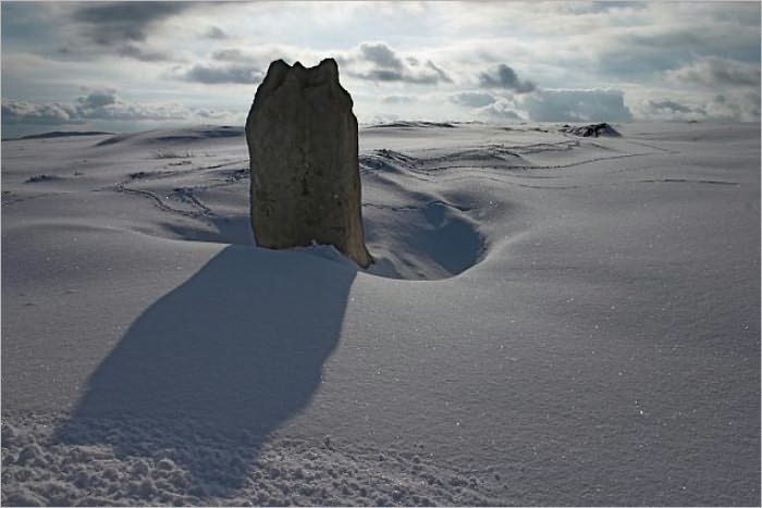 Rough Stone Monuments and Their Builders (Illustrated)