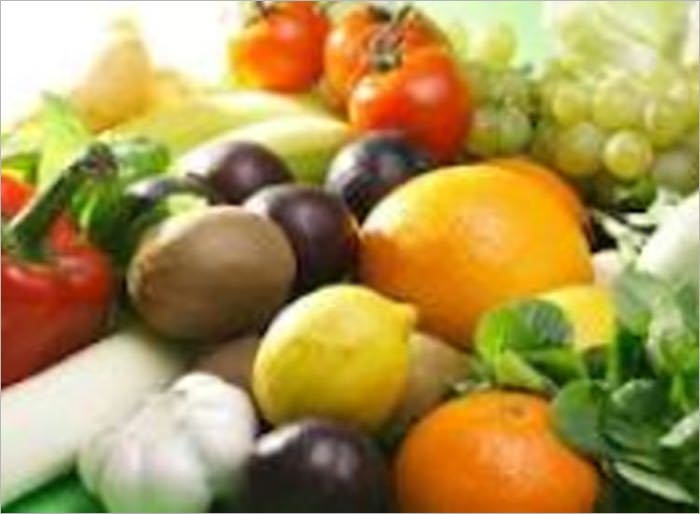 Eat to improve your chances for a long and healthy life! - Accordingly to the National Cancer Institute and the National Heart, Lung, and Blood Institute, making the right food choices may reduce your risk of developing cardiovascular disease and cancer.