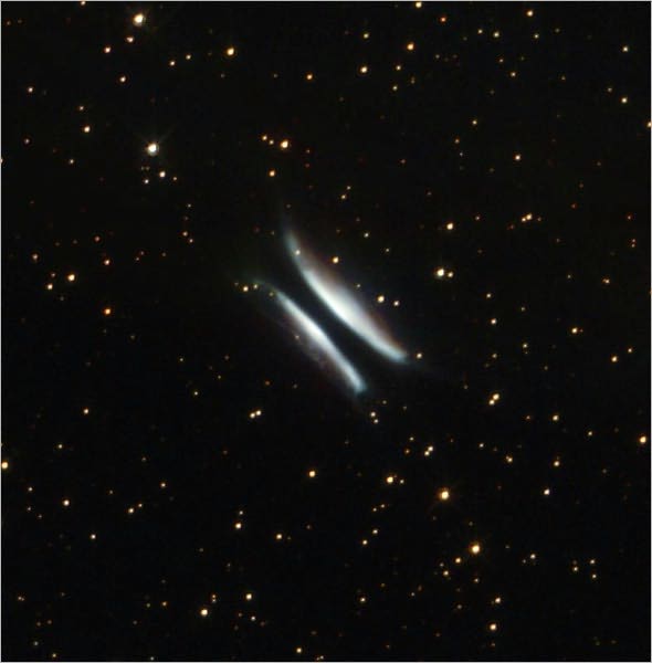 Hubble Astronomers Feast on an Interstellar Hamburger