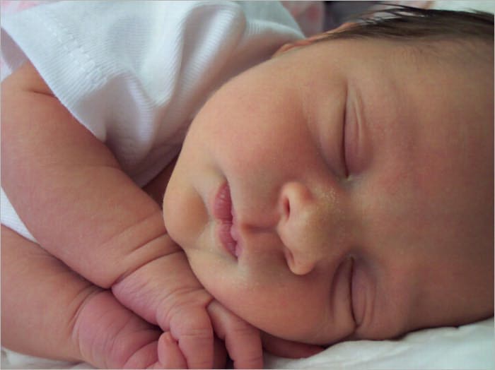 Baby Sleep Solution: How to Keep Your Baby Sleeping Through the Entire Night