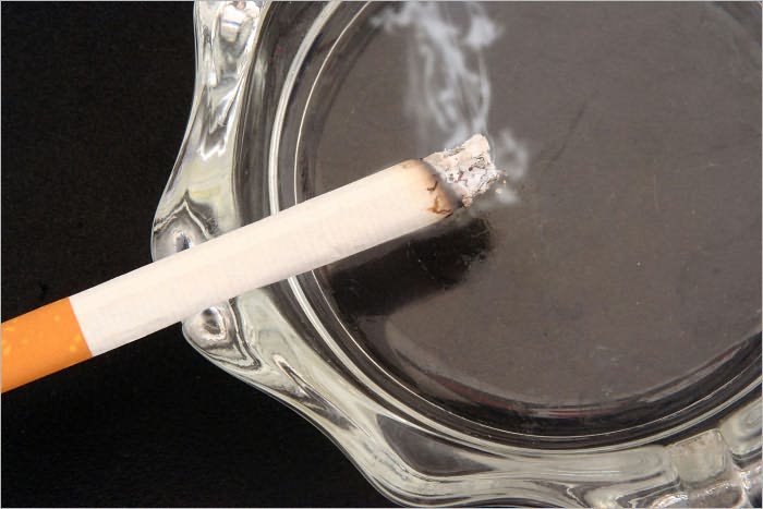 Quit Smoking Now: How to Quit Smoking and Eliminate the Cravings