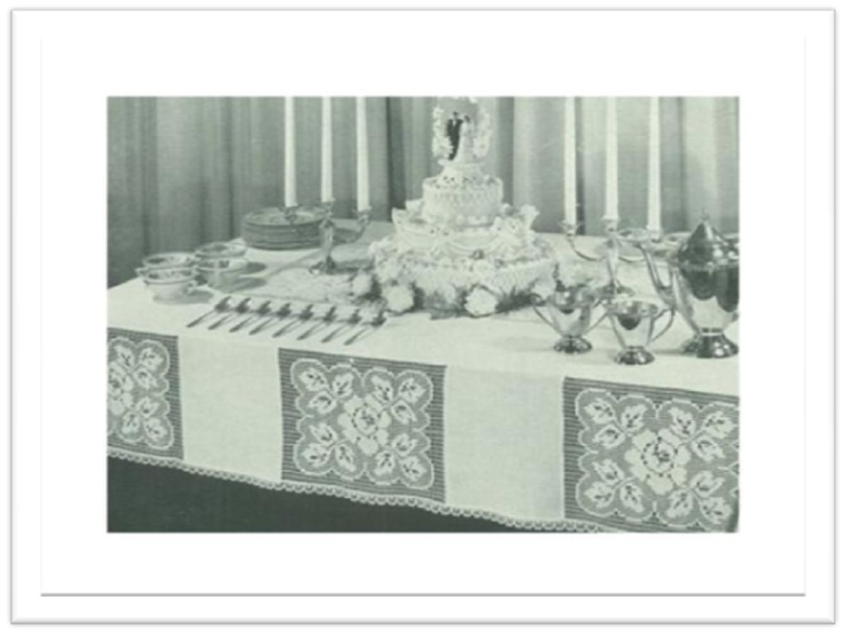 PATTERN #2431 JUNE WEDDING TABLECLOTH VINTAGE CROCHET