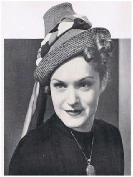 PATTERN #0696 COCK O' THE WALK VINTAGE CROCHET