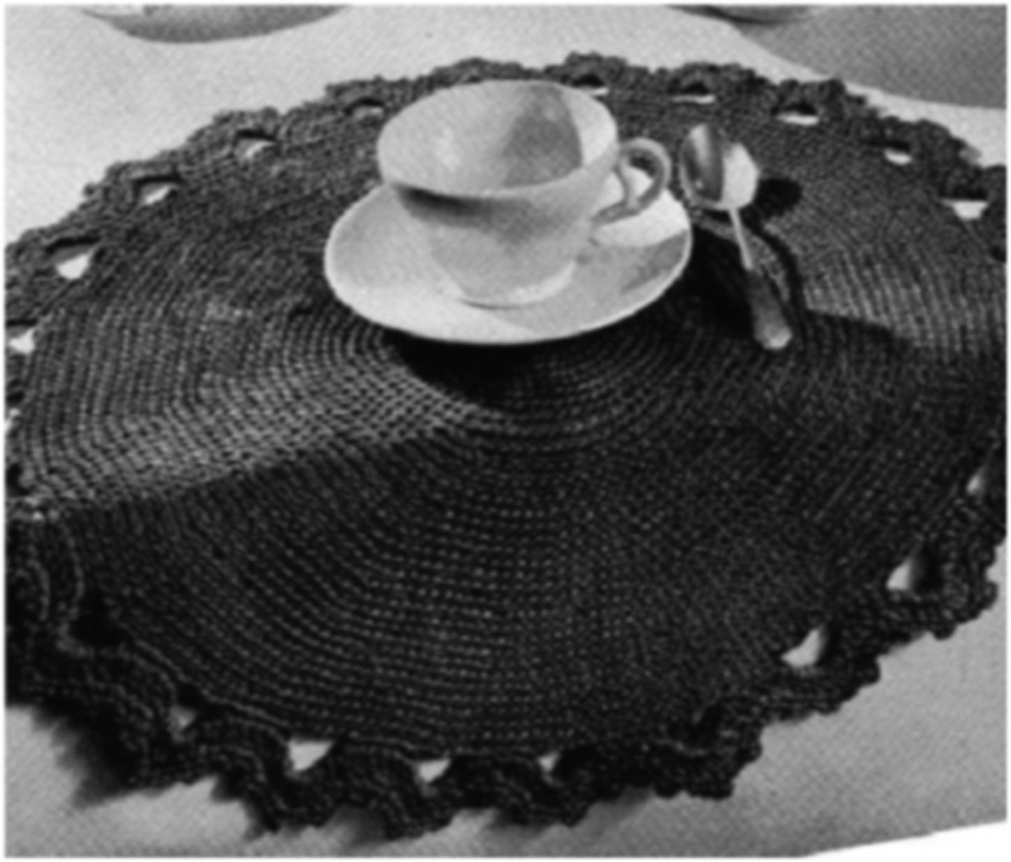PATTERN #2171 SCALLOPED BEAUTY VINTAGE CROCHET