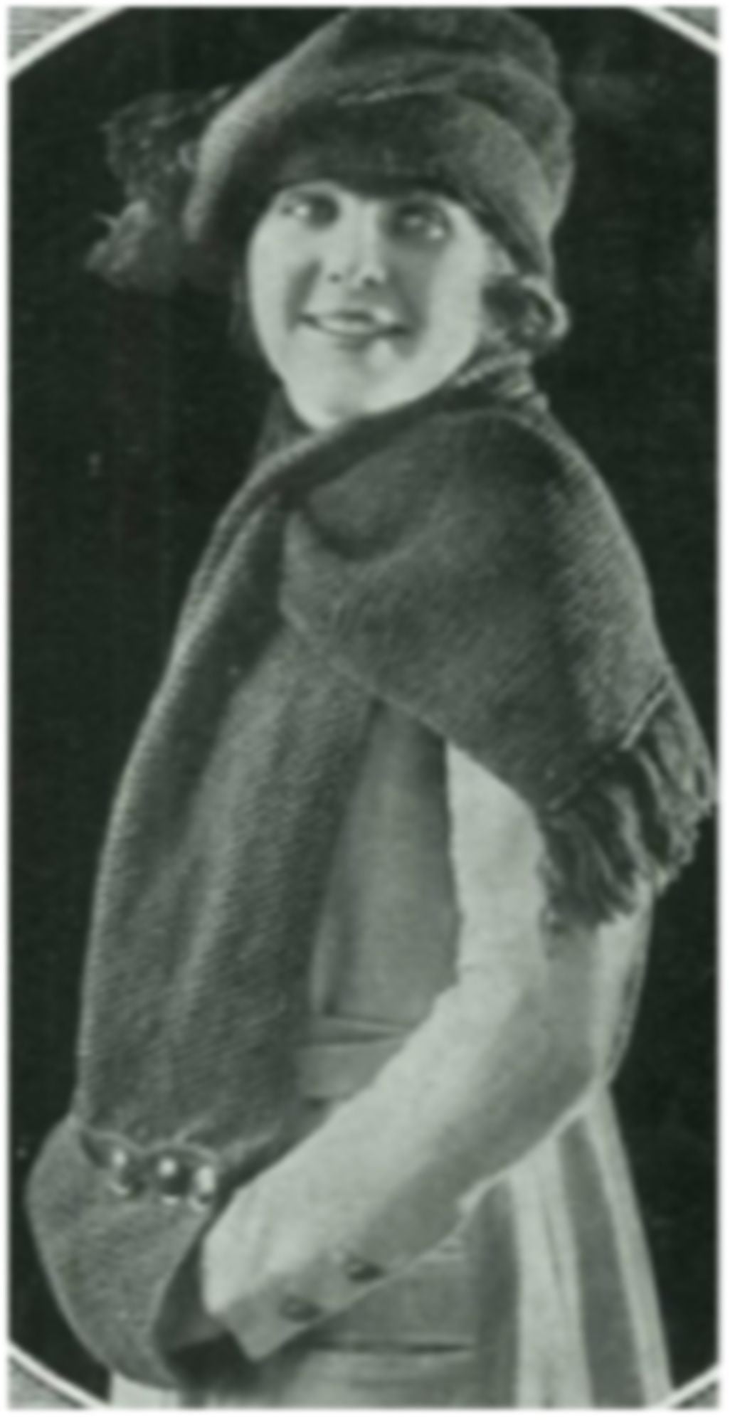 PATTERN #2236 MISSES KNITTED SCARF AND TAM VINTAGE KNITTING