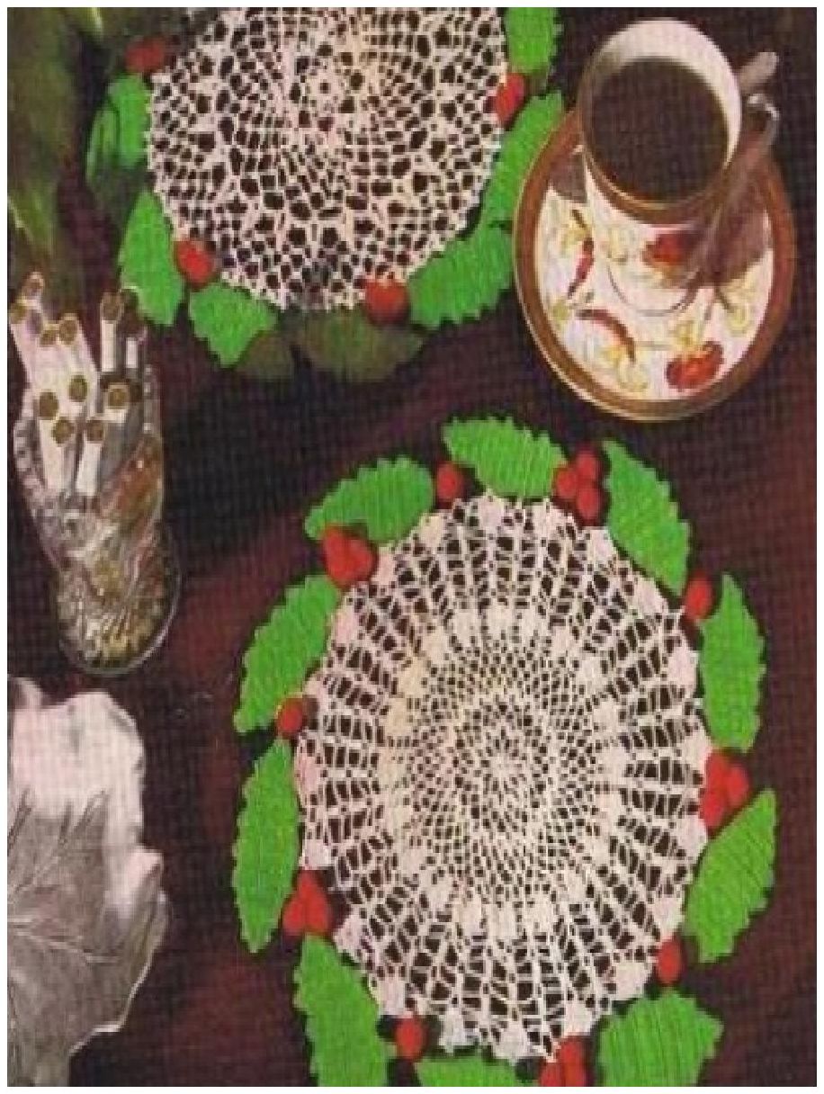 PATTERN #0866 HOLLY WREATH DOILY VINTAGE CROCHET
