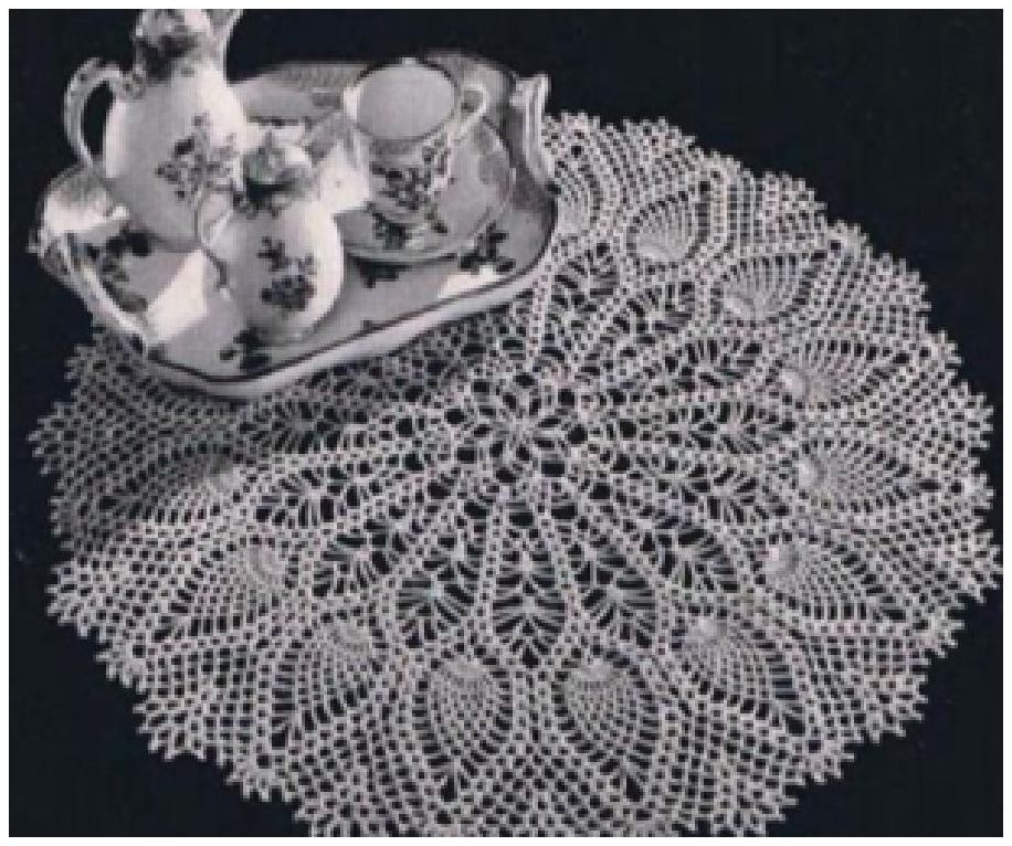 PATTERN #0947 THE LARGE PINEAPPLE DOILY VINTAGE CROCHET