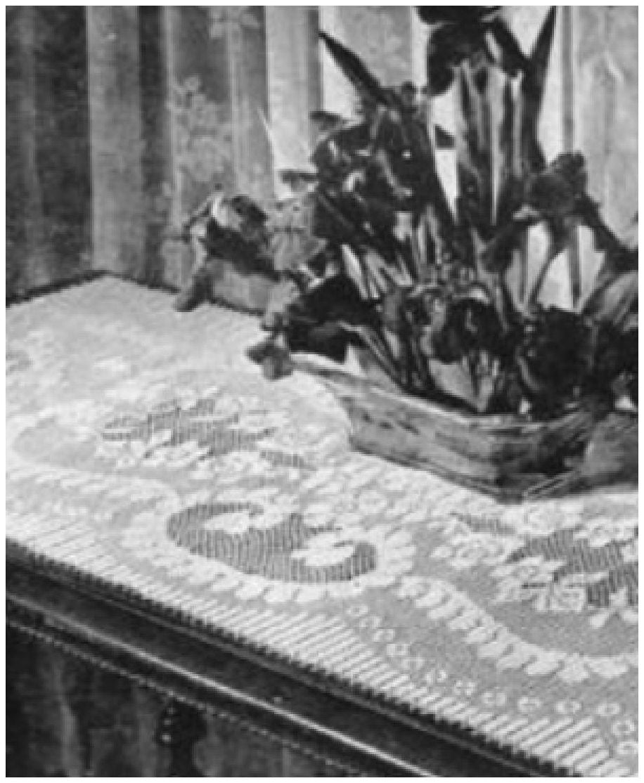 PATTERN #1024 TABLE SCARF IN FILET CROCHET VINTAGE CROCHET