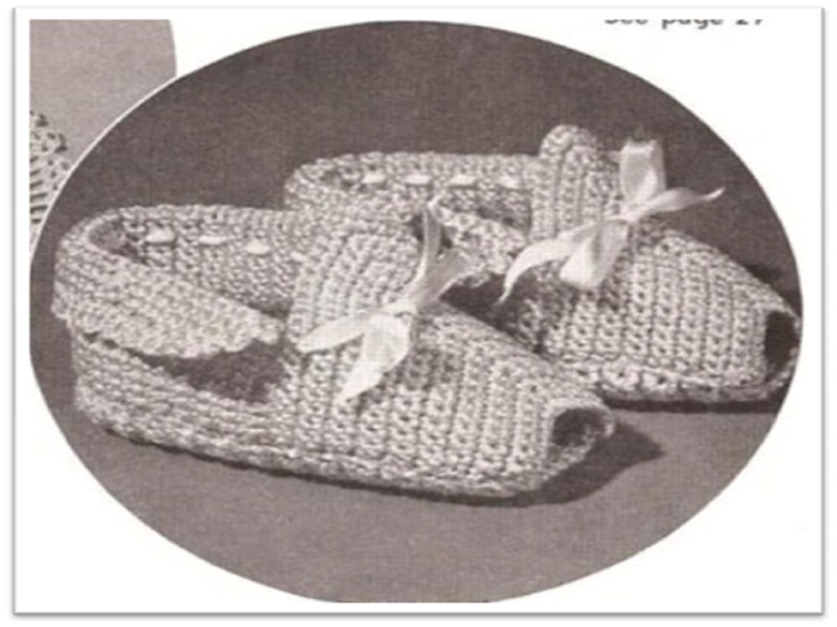PATTERN #2040 BOOTIES VINTAGE KNITTING