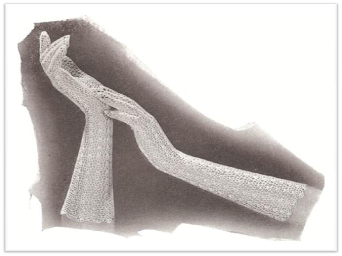 PATTERN #2054 DEAUVILLE GLOVE VINTAGE CROCHET
