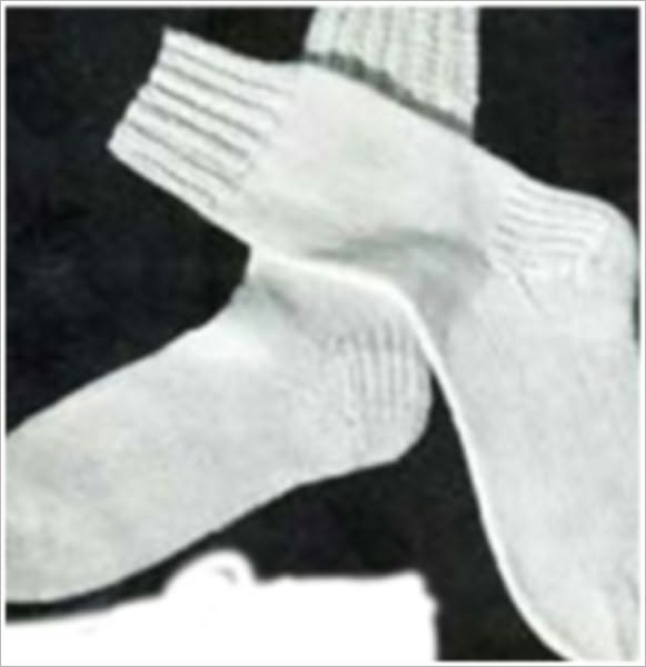 PATTERN #1641 MEN'S TENNIS SOCKS VINTAGE KNITTING