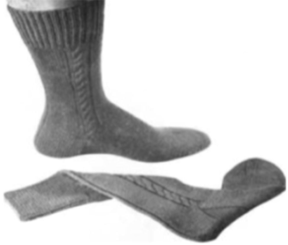PATTERN #1673 MEN'S CABLE CLOCK SOCKS VINTAGE KNITTING
