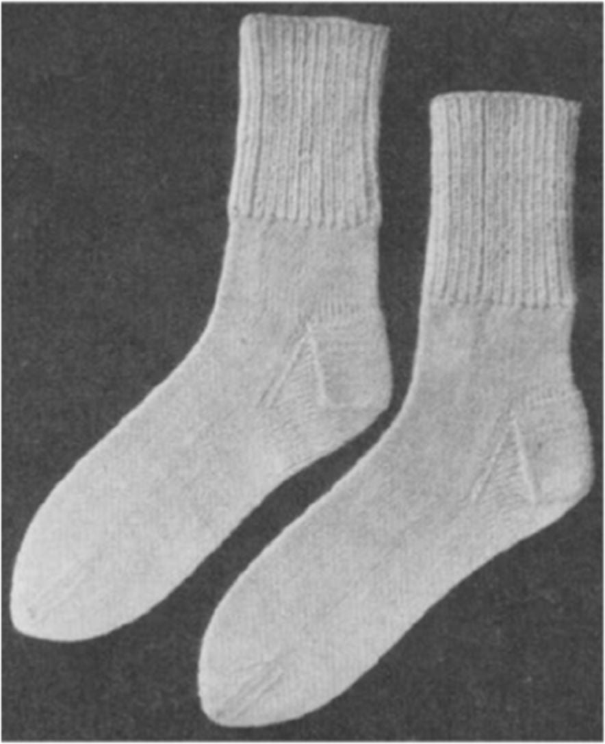 PATTERN #1963 TRIPLE CUFF ANKLET VINTAGE KNITTING