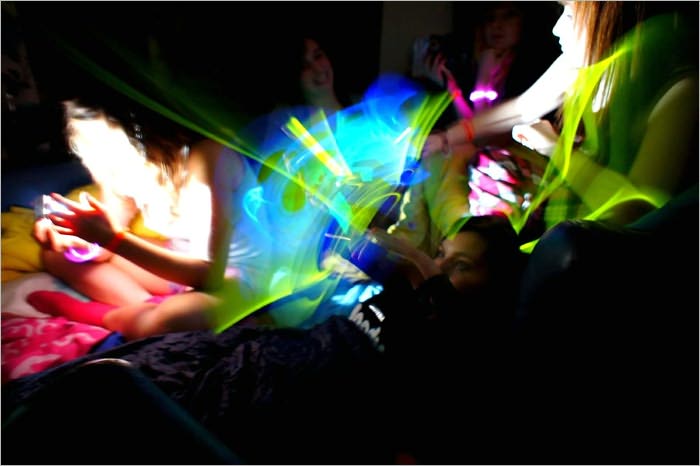 How to Throw a Banging House Party!!!