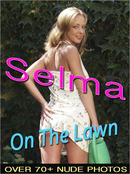 Selma - On The Lawn (Nude Women Photos)