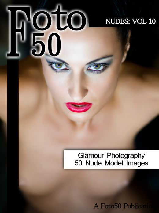 Foto 50: Nudes Vol. 10, 50 Naked Model Photos & Nude Girls Glamour Photography