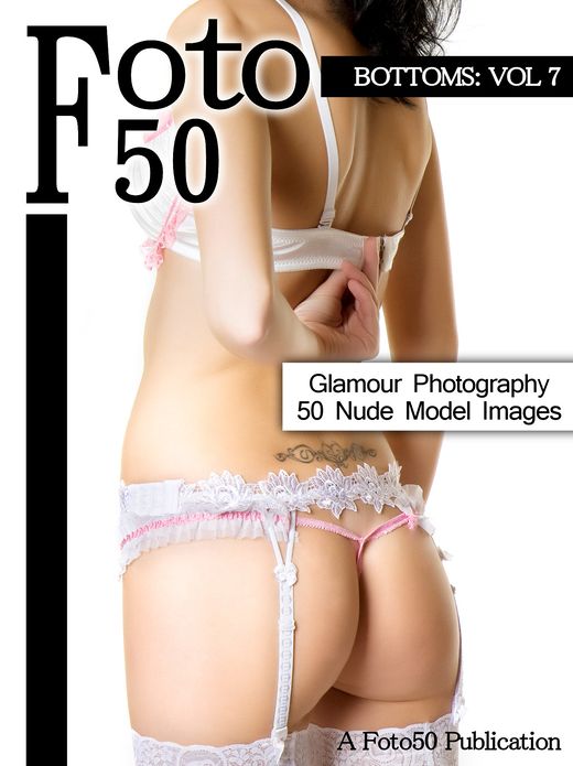 Foto 50: Bottoms Vol. 7, 50 Naked Model Photos & Nude Girls Glamour Photography of Bottom, Butt, and Ass Pictures