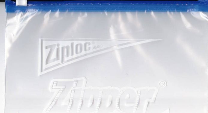 Make Mini Scrapbooks From Ziploc Bags