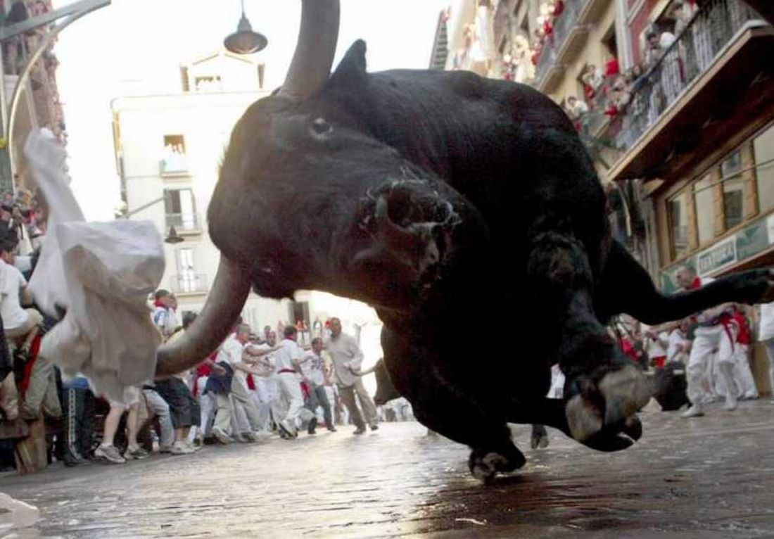 Non-naked Olympians Carried on the Bull Horns: The Running of the Bulls and Olympic Drive to Olympia and Sparta