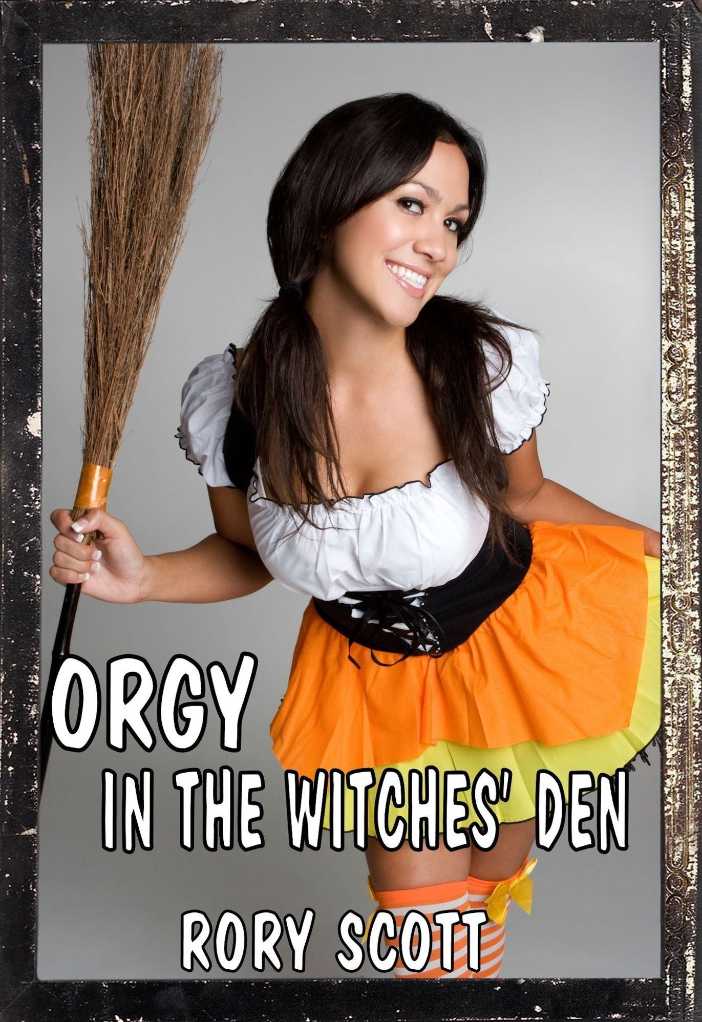 Orgy in the Witches' Den - MFFF Witch Erotica