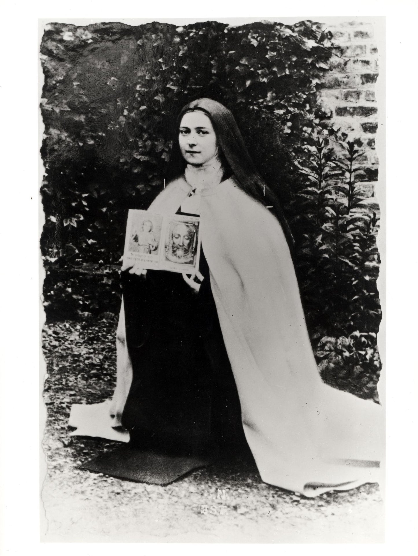 The Story of a Soul: The Autobiography of St. Therese of Lisieux with Counsels, Reminicences, Letters, Prayers, and Poems of the Saint
