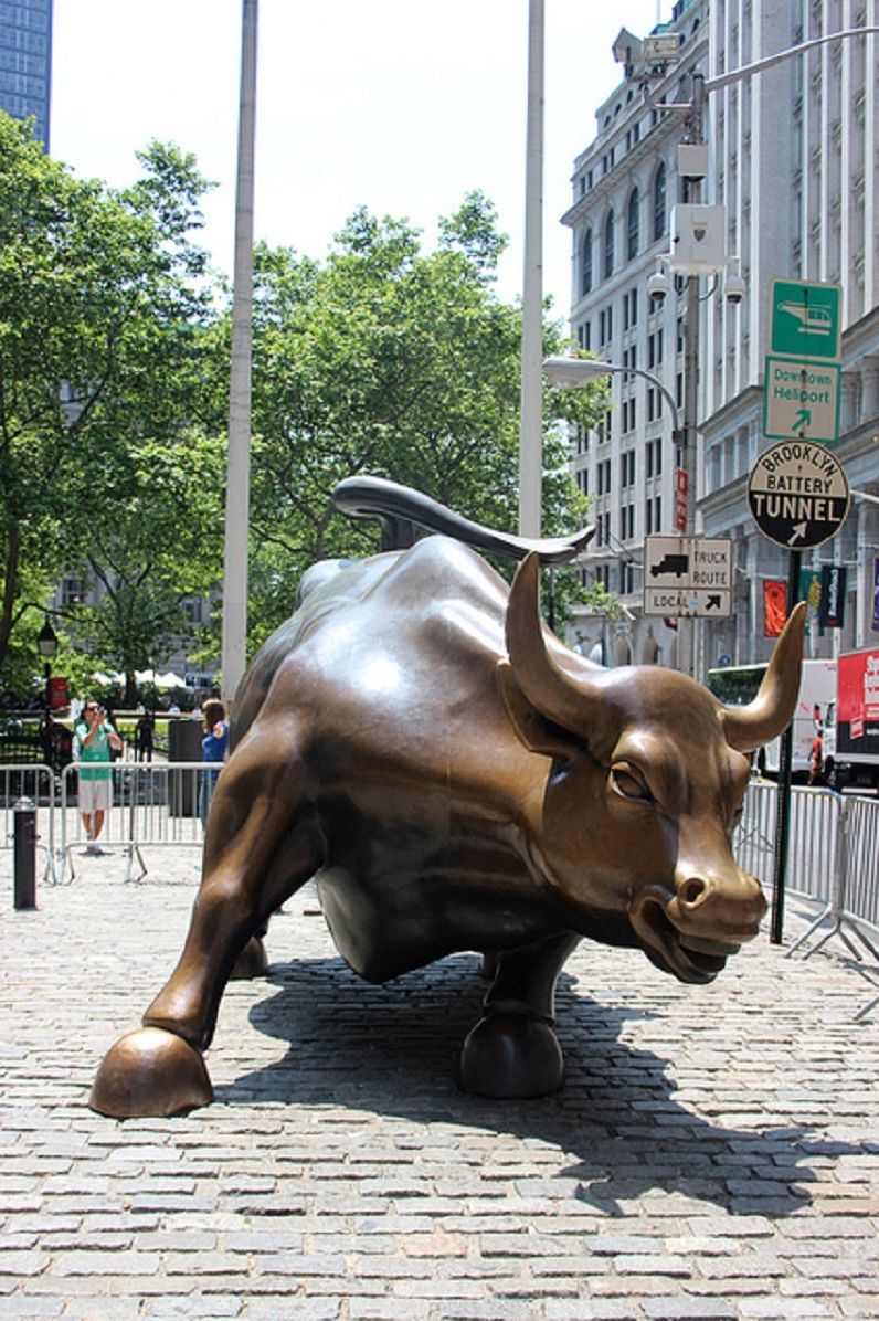 Extraordinary Popular Delusions and the Madness of Crowds: Vol. 1, 2, and 3 (Illustrated and Bundled with Bear Markets in the States)