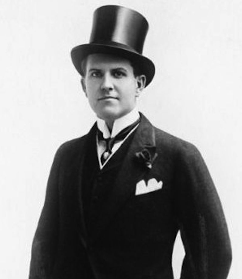 The Gentlemen's Book of Etiquette and Manual of Politeness Being a Complete Guide for a Gentleman's Conduct in all his Relations Towards Society