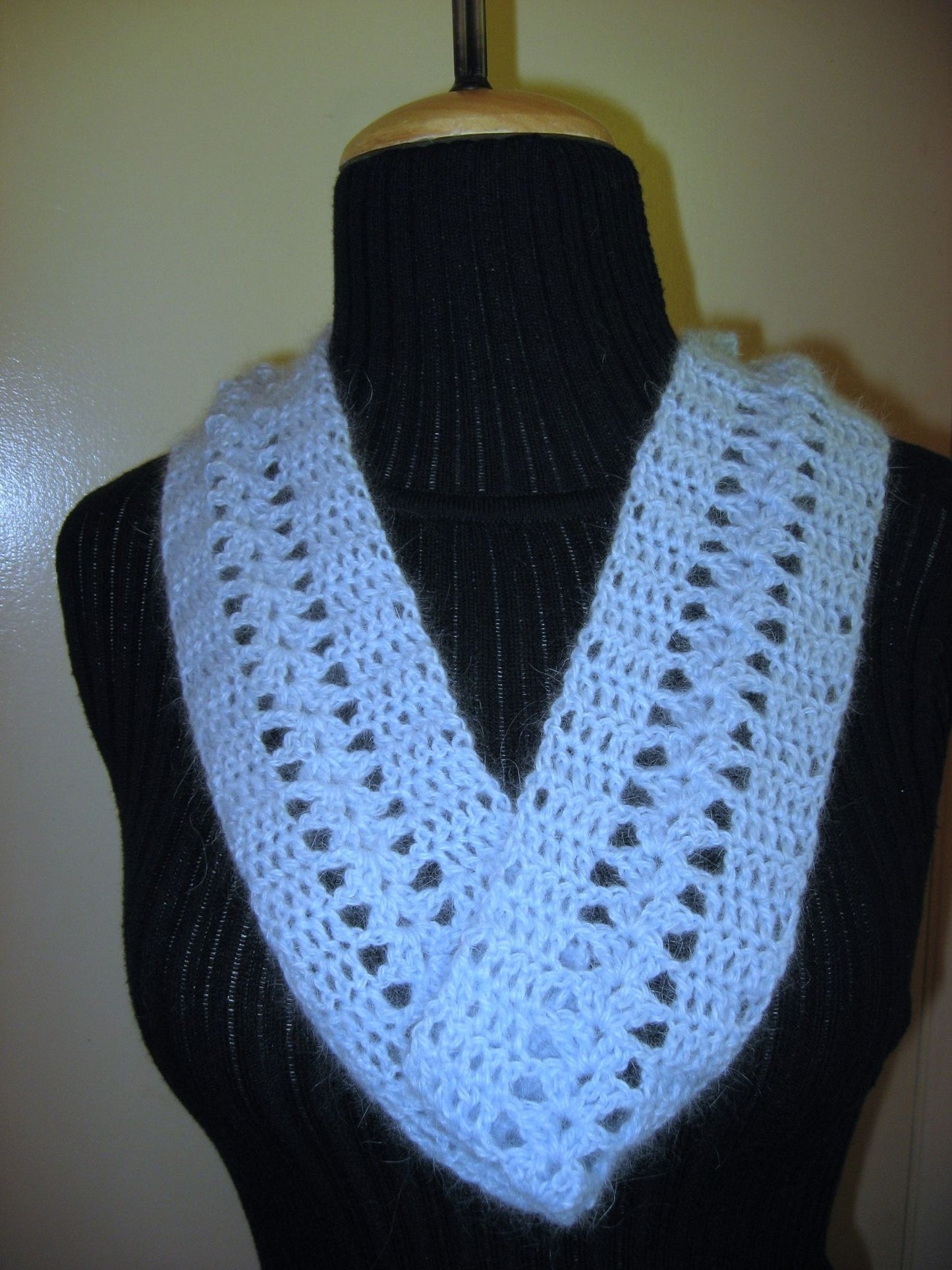 First Snowfall Infinity Scarf Crochet Pattern