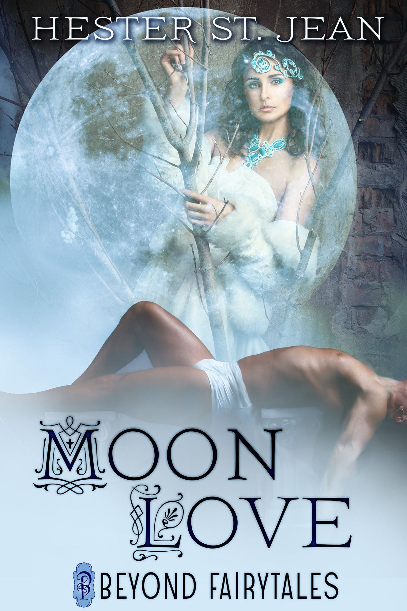 Moon Love (A Fantasy Romance)