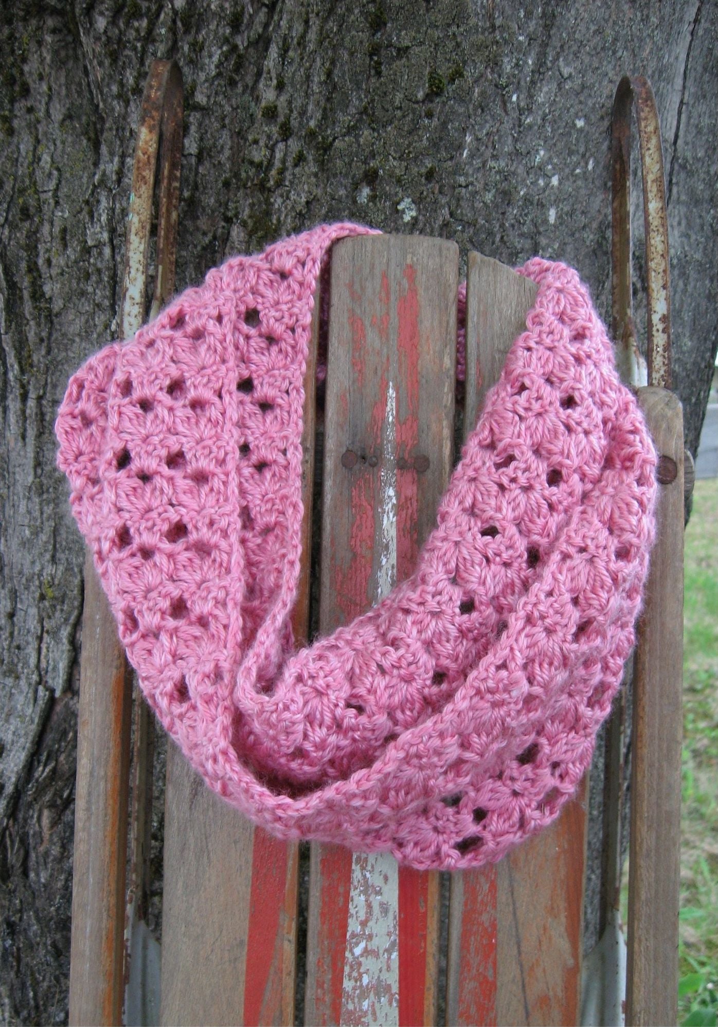 Apple Blossom Infinity Scarf - Crochet Pattern